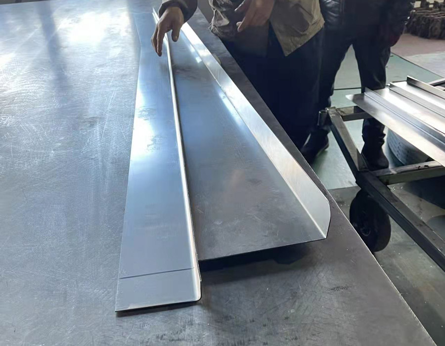 北京型材拉彎加工廠在加工彎管時要注意哪些問題 北京型材拉彎加工廠在加工彎管時要注意哪些問題