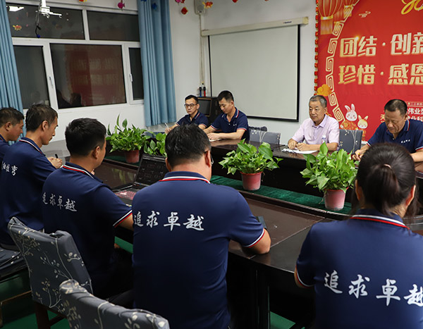 北京拉彎廠:彎曲型材的行業(yè)應(yīng)用與發(fā)展前景 北京拉彎廠:彎曲型材的行業(yè)應(yīng)用與發(fā)展前景