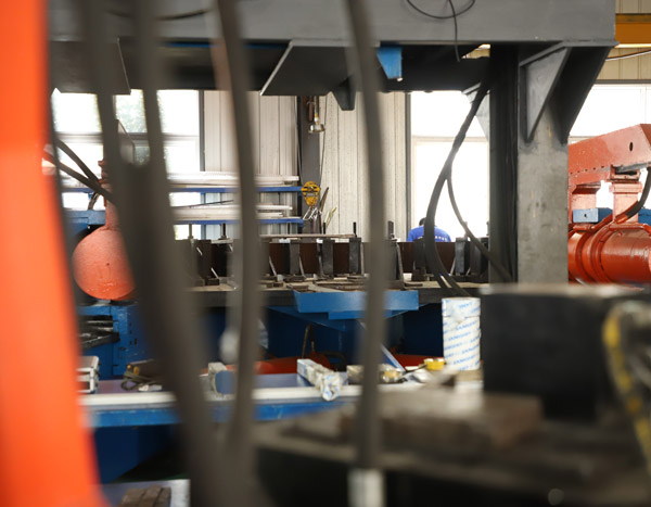 北京單元體幕墻型材拉彎質(zhì)量控制與檢測方法 北京單元體幕墻型材拉彎質(zhì)量控制與檢測方法