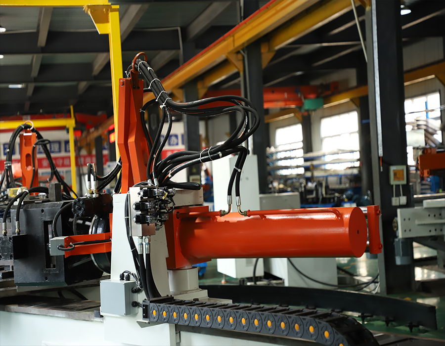 北京拉彎廠從航天精神中汲取奮進(jìn)力量