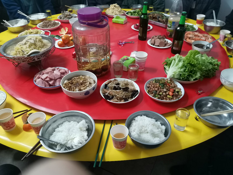 《感恩有你，“職”迎新生——北京型材拉彎廠感恩節(jié)特別聚餐》